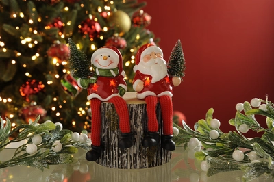 18cm bo lit 2 asstd santa/snowman shelf sitter - image 1